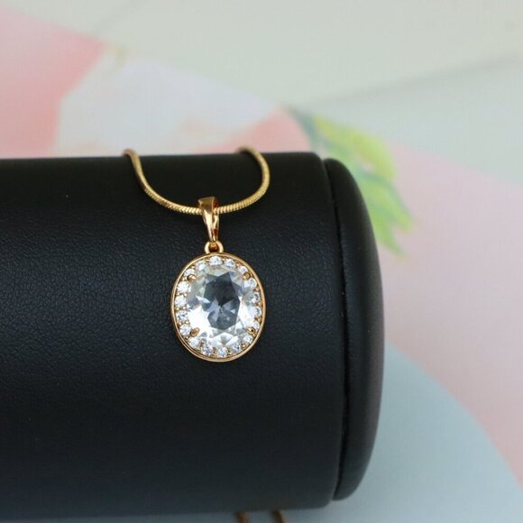 "Oval White Pendant with Crystal Halo in Elegant Rose Gold Plating, XPPT1621 - Picture 4 of 13